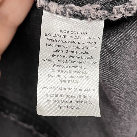 JunkFood Black Jean Jacket w/ Def Leppard Patches Sz Medium - Picture 4 of 6